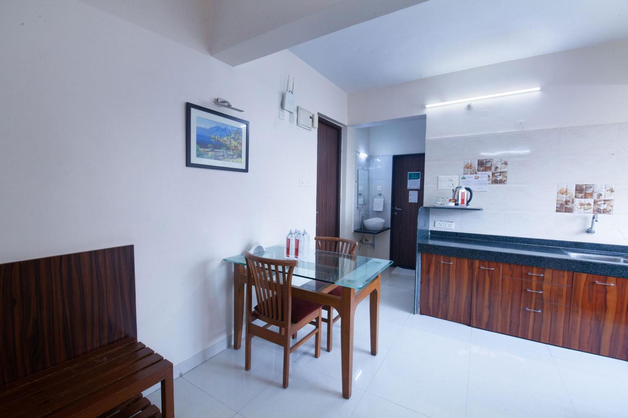 Treebo Park View Hadapsar Hotel Poona Buitenkant foto