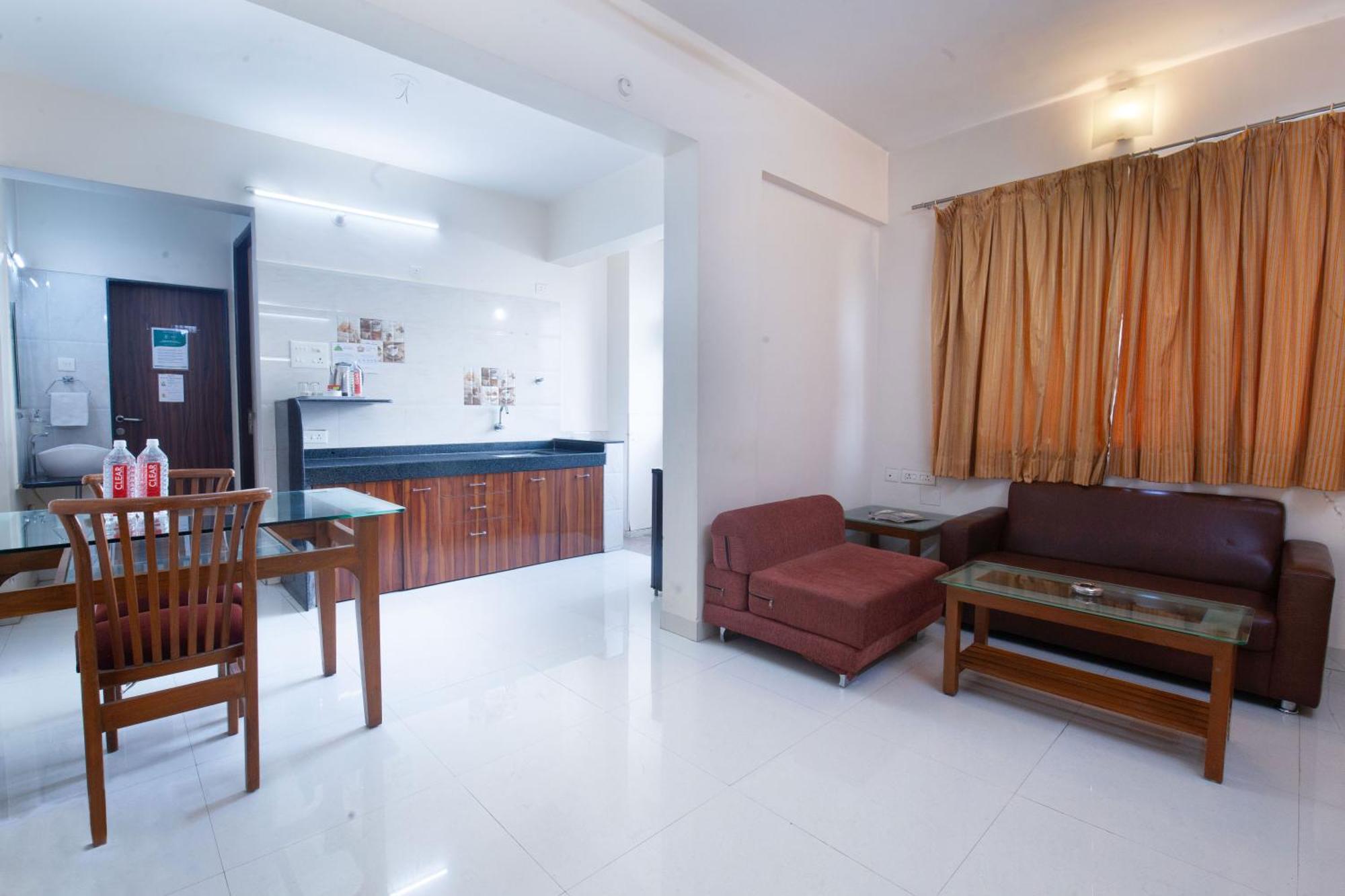 Treebo Park View Hadapsar Hotel Poona Buitenkant foto