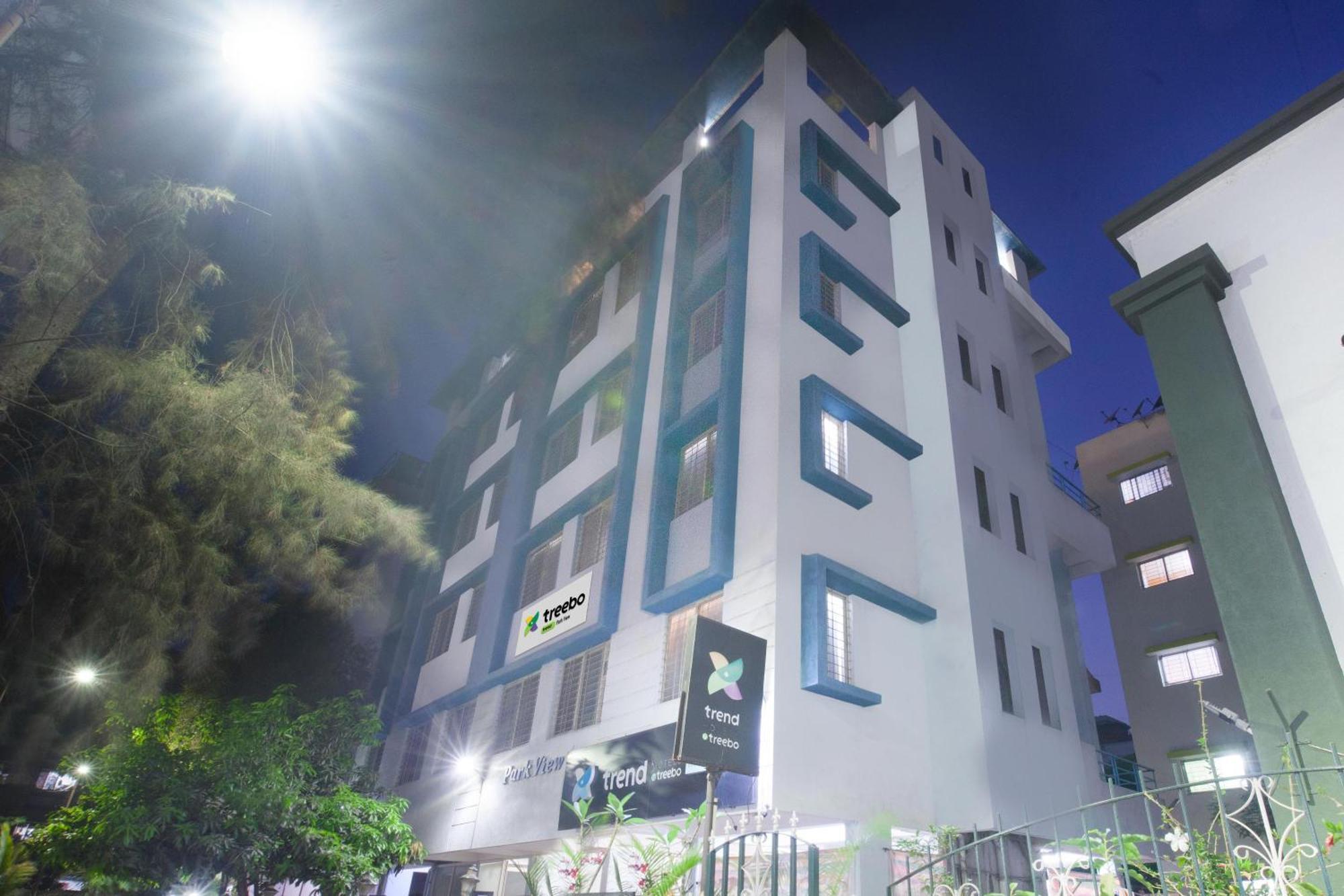 Treebo Park View Hadapsar Hotel Poona Buitenkant foto