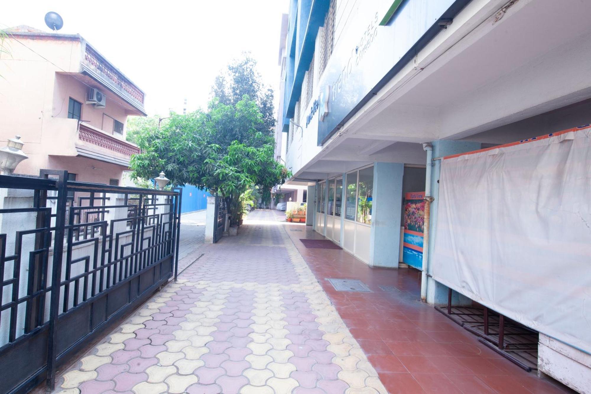 Treebo Park View Hadapsar Hotel Poona Buitenkant foto